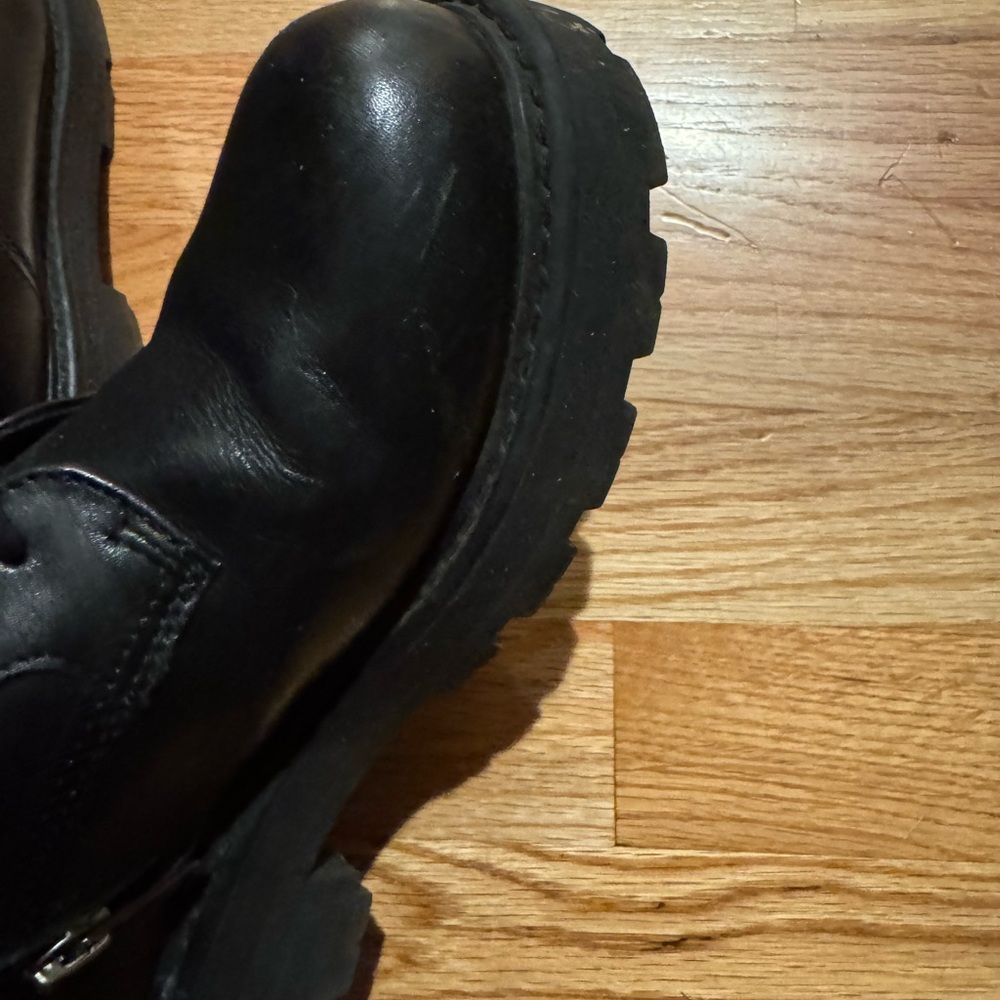 Vagabond Black Leather Ankle Combat Boots - Picture 7 of 7